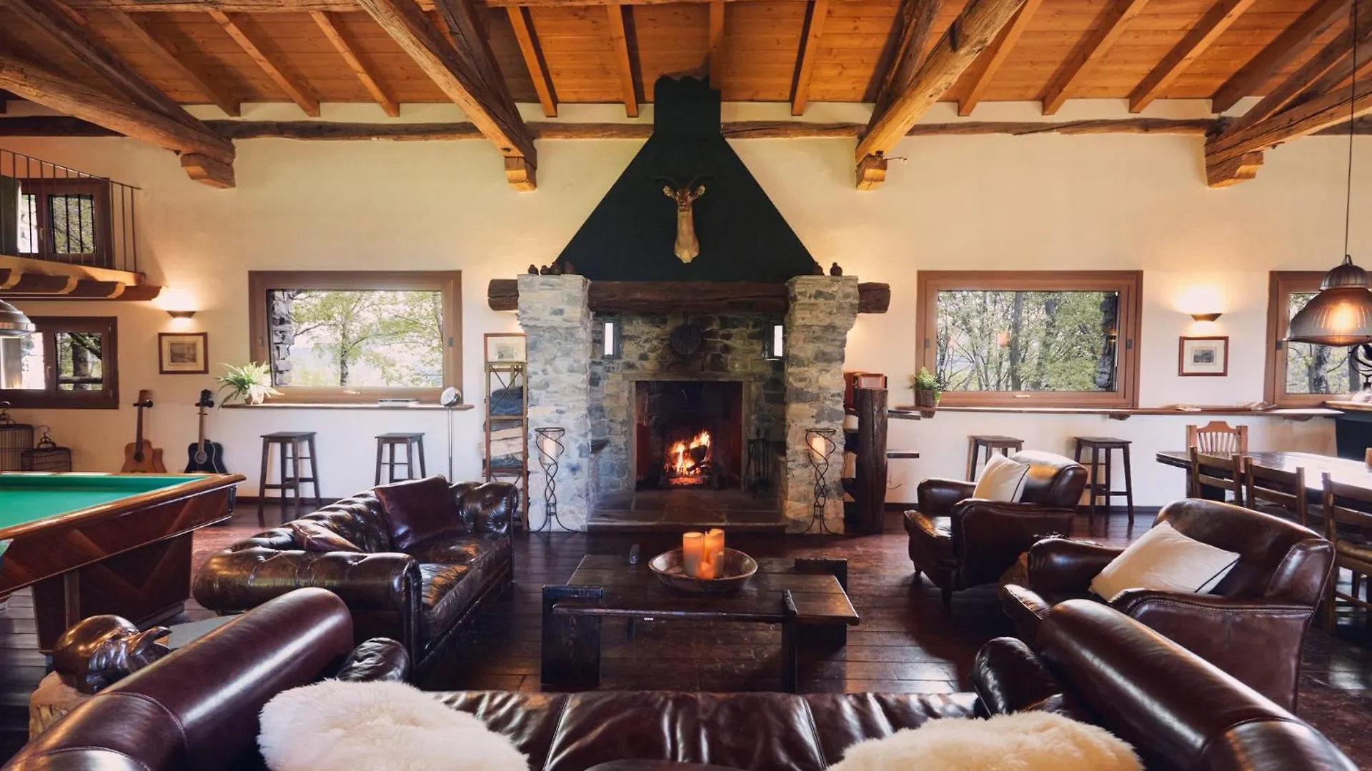 Ca Bossi Retreat Above Lake Como Cernobbio Villa
