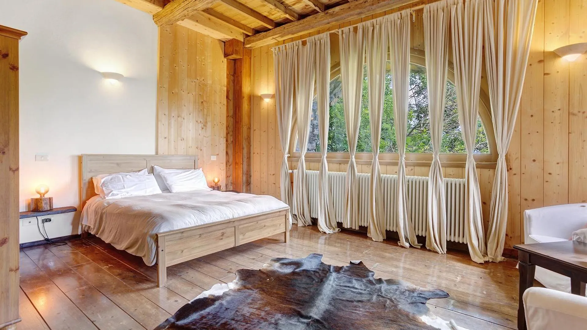 Ca Bossi Retreat Above Lake Como Cernobbio