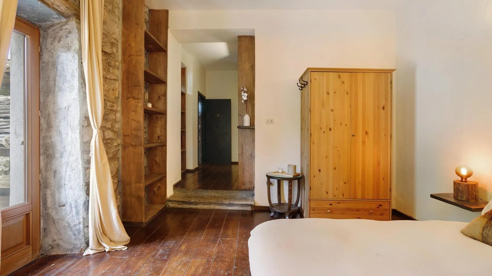 Villa Ca Bossi Retreat Above Lake Como Cernobbio Italien